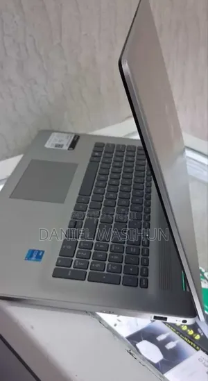 New Laptop HP Stream Notebook 8GB Intel Core i3 SSD 256GB