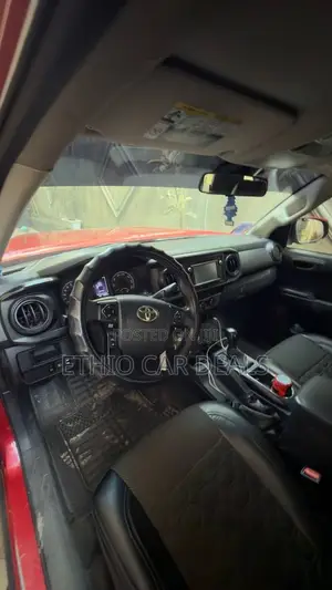 Toyota Tacoma 2018 Red