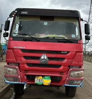 2022 ሞዴል 336 ገልባጭ ባንክ :2.250 ሚሊዮን አለበት