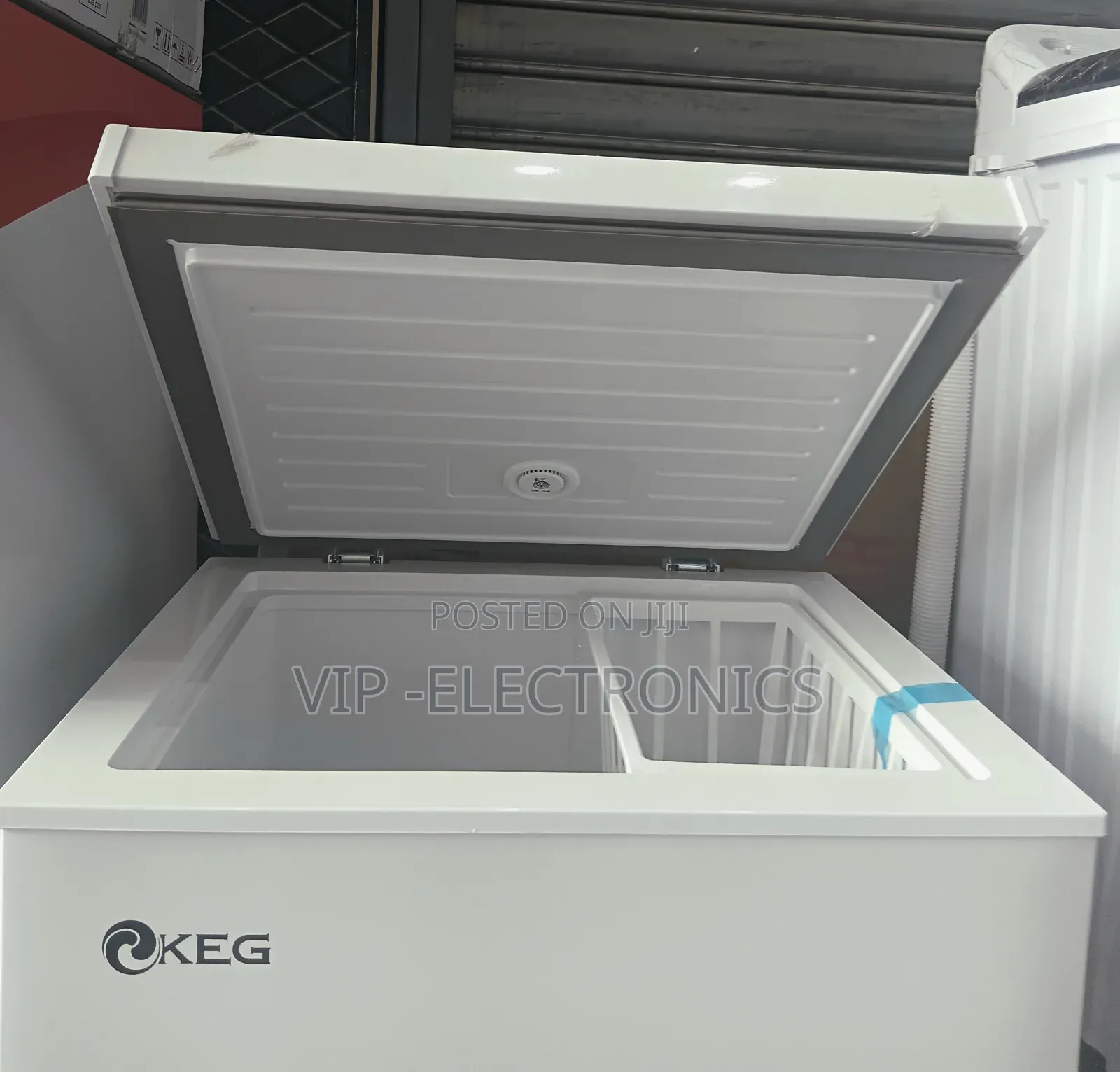 Keg Compact Deep Freezer 90l Mini Chest Freezer (Energy Efficient)