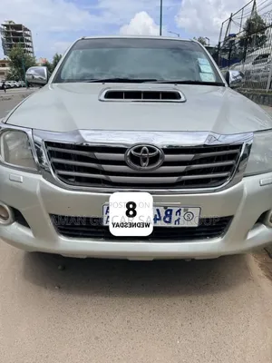 Toyota Hilux 2014 Silver