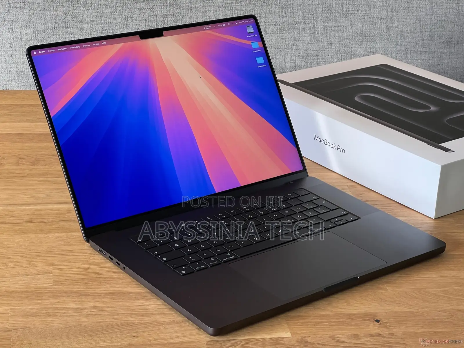New Laptop Apple MacBook Pro 2024 M4 14-inch 16GB Apple M4 SSD 512GB