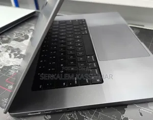 New Laptop Apple MacBook Pro M1 32GB Apple M1 SSD 1T