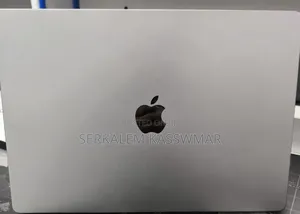 New Laptop Apple MacBook Pro M1 32GB Apple M1 SSD 1T