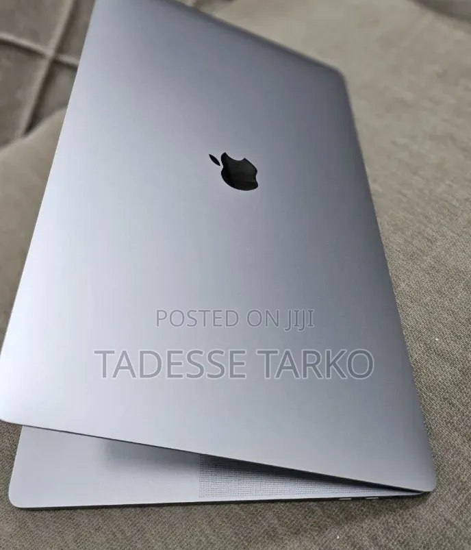 New Laptop Apple MacBook Pro 2019 32GB Intel Core i9 SSD 1T