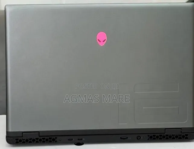New Laptop Dell Allenware M15 R5 32GB Intel Core Ultra 7 SSD 1T