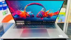 New Laptop Dell 16GB Intel Core i7 SSD 512GB