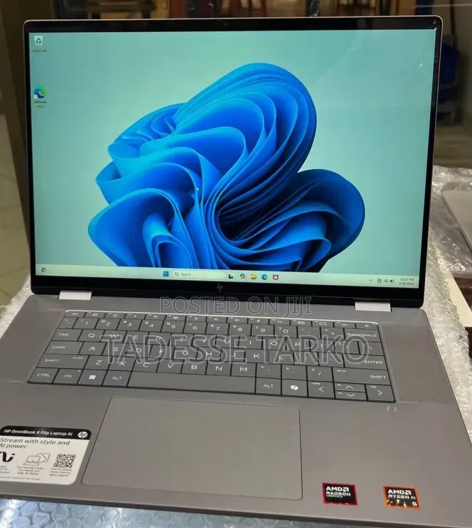 New Laptop HP OmniBook X Flip 16" 16GB AMD Ryzen 5 SSD 512GB