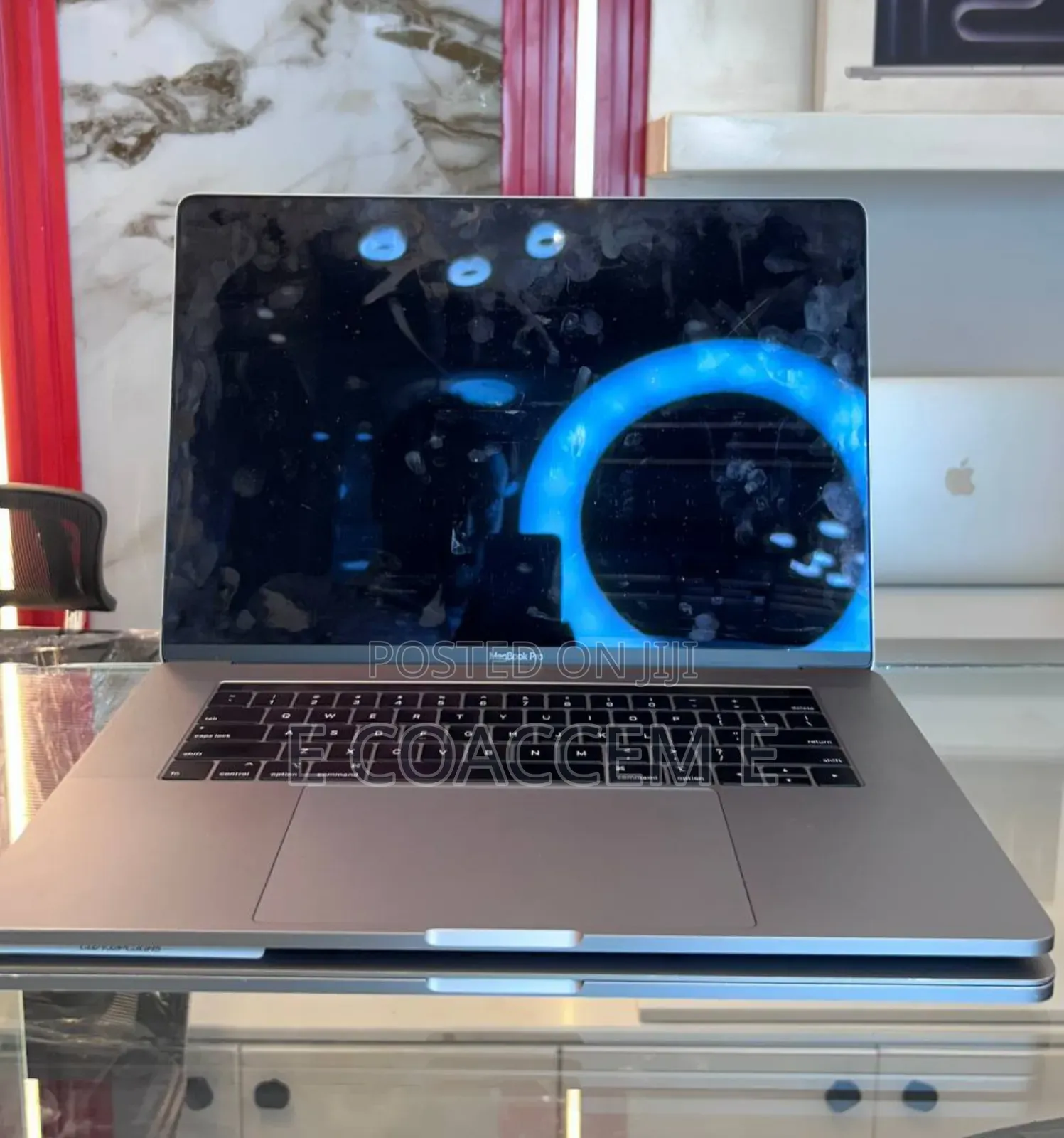 New Laptop Apple MacBook 2018 16GB Intel Core i7 SSD 512GB
