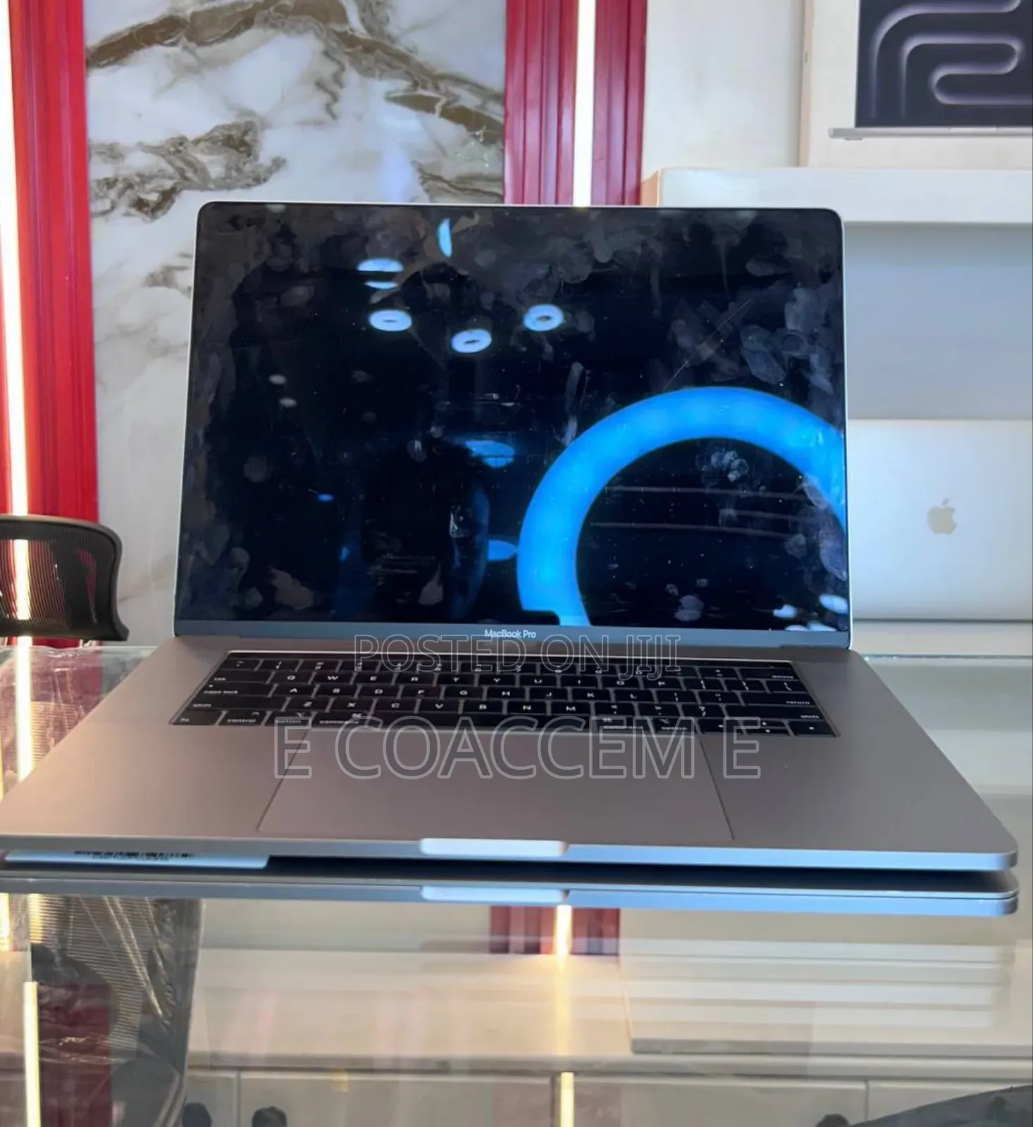 New Laptop Apple MacBook 2018 16GB Intel Core i7 SSD 512GB