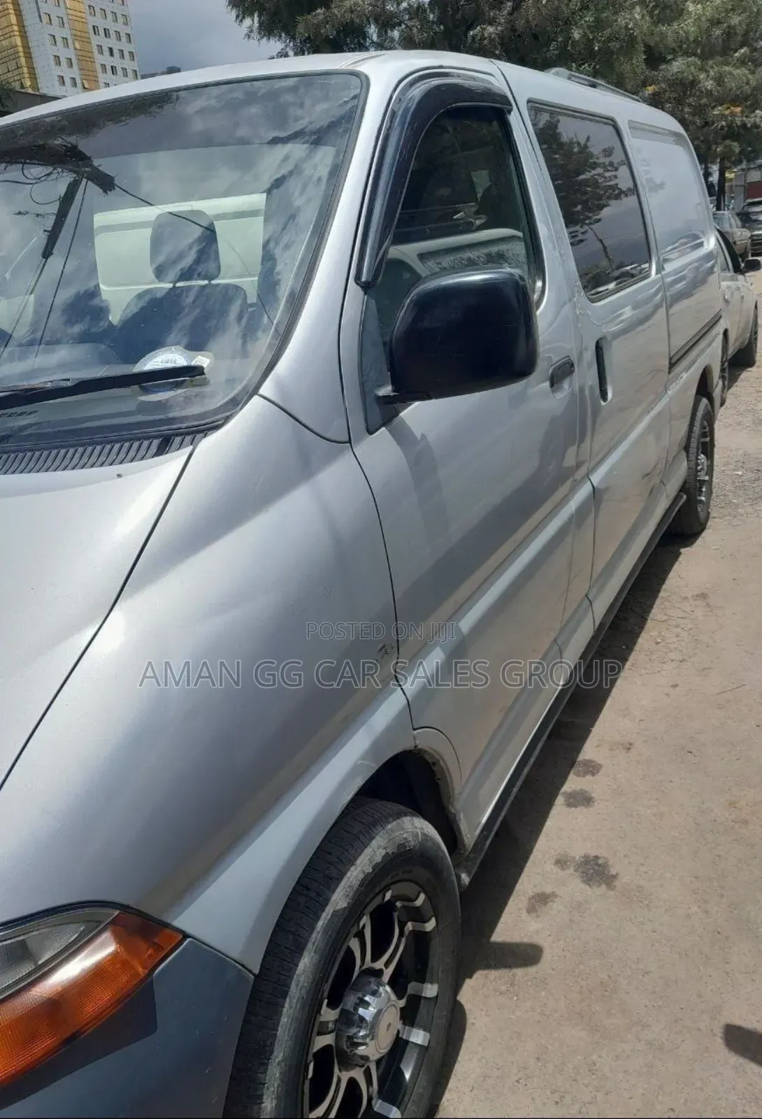Toyota HiAce 2006 Silver