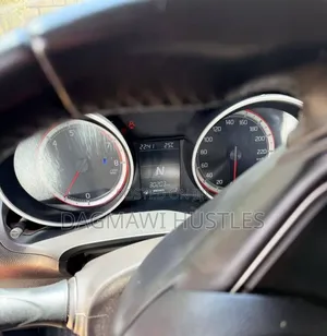 Suzuki Swift 2020 Orange