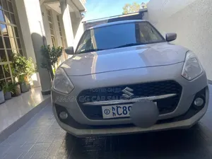 Suzuki Swift 2022 White