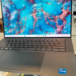 New Laptop Dell XPS 15 16GB Intel Core i7 SSD 512GB
