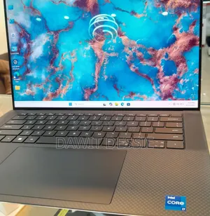 New Laptop Dell XPS 15 16GB Intel Core i7 SSD 512GB