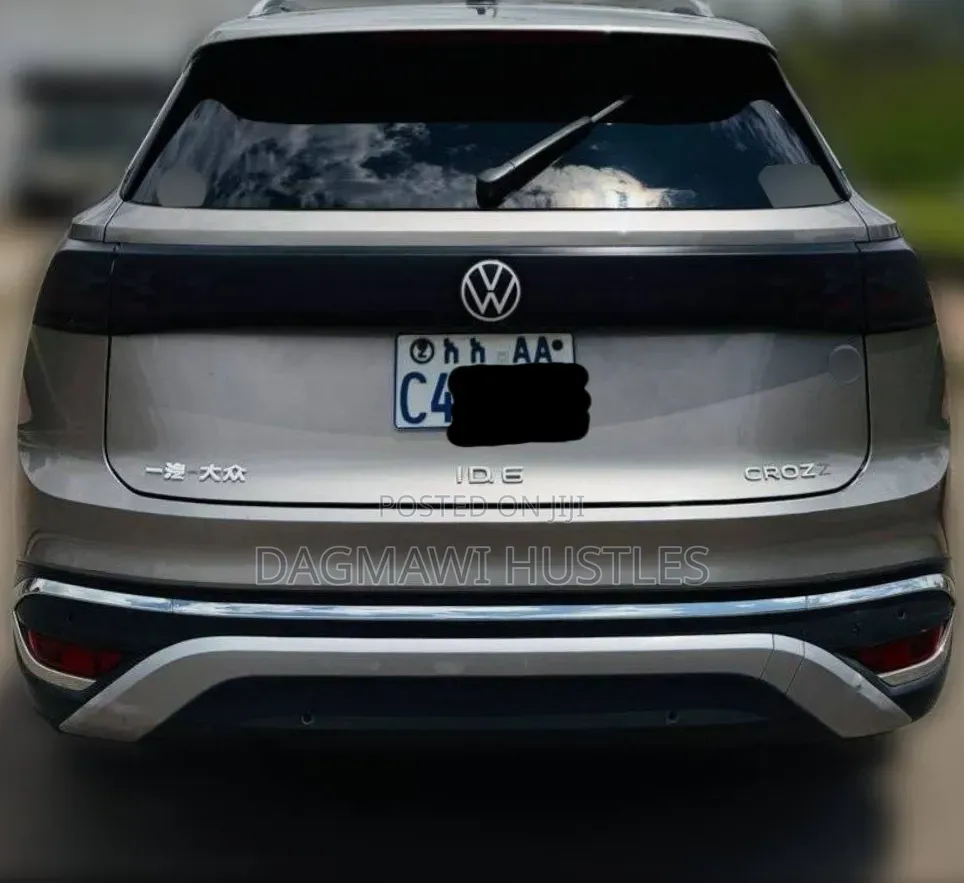 Volkswagen ID.6 2023 Gray