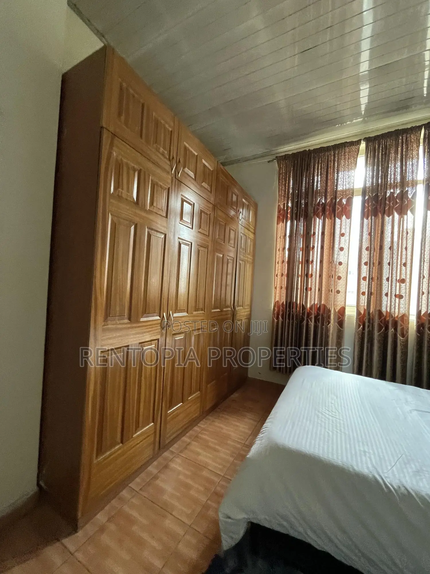 Furnished 6bdrm House in Bole for rent