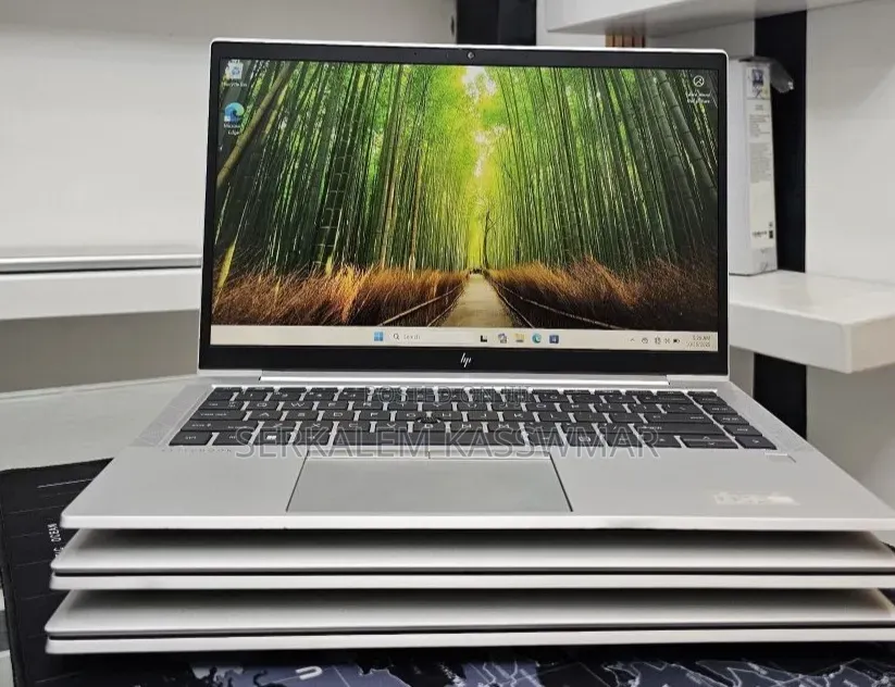 New Laptop HP EliteBook 645 G9 16GB AMD Ryzen 5 SSD 512GB