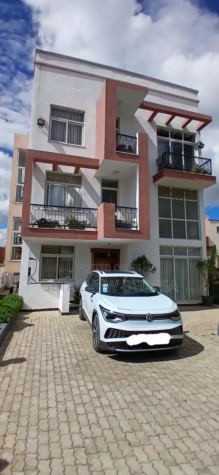 Furnished 7bdrm House in Ccd, Oromia-Finfinne for sale