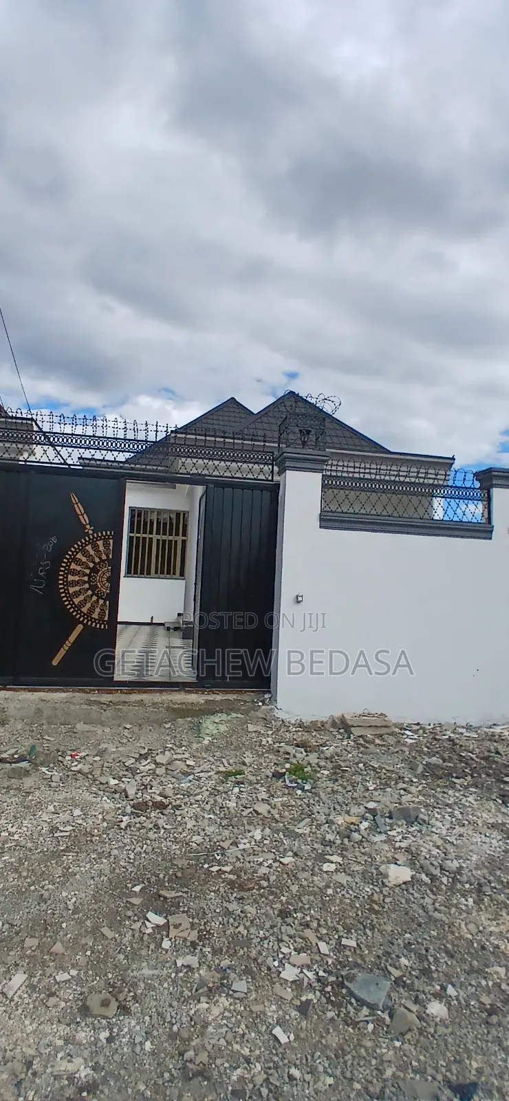 Furnished 6bdrm House in Oromia-Finfinne for sale
