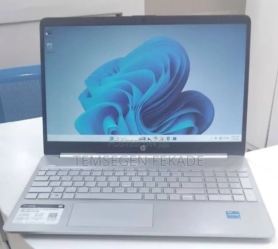 New Laptop HP Stream Notebook 8GB Intel Core i3 SSD 256GB