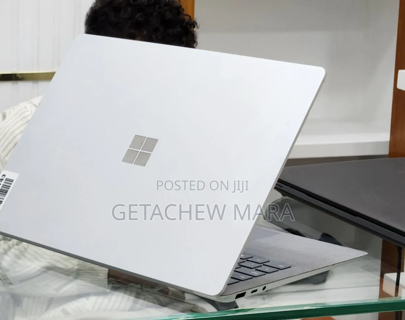 New Laptop Microsoft Surface 16GB Intel Core i7 SSD 256GB