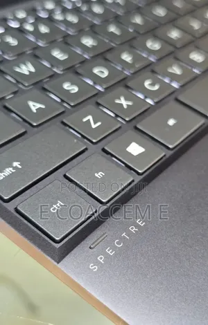 New Laptop HP Spectre 13t 16GB Intel Core i7 SSD 1T
