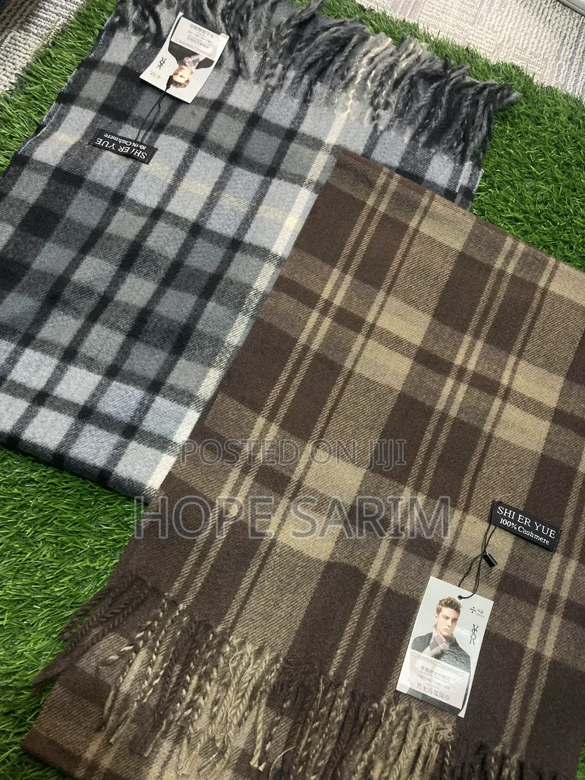 Luxurious 100% Cashmere Plaid Scarf