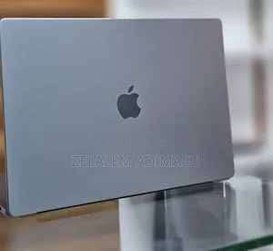 New Laptop Apple MacBook Pro M1 32GB Apple M1 Pro SSD 512GB