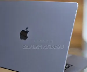 New Laptop Apple MacBook Pro M1 32GB Apple M1 Pro SSD 512GB