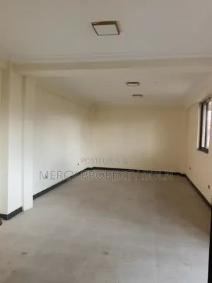 የሚሸጥ መጋዘን ቃሊቲ አዲስ አበበ Warehouse for Sale With G+5 Office in Kality A.A