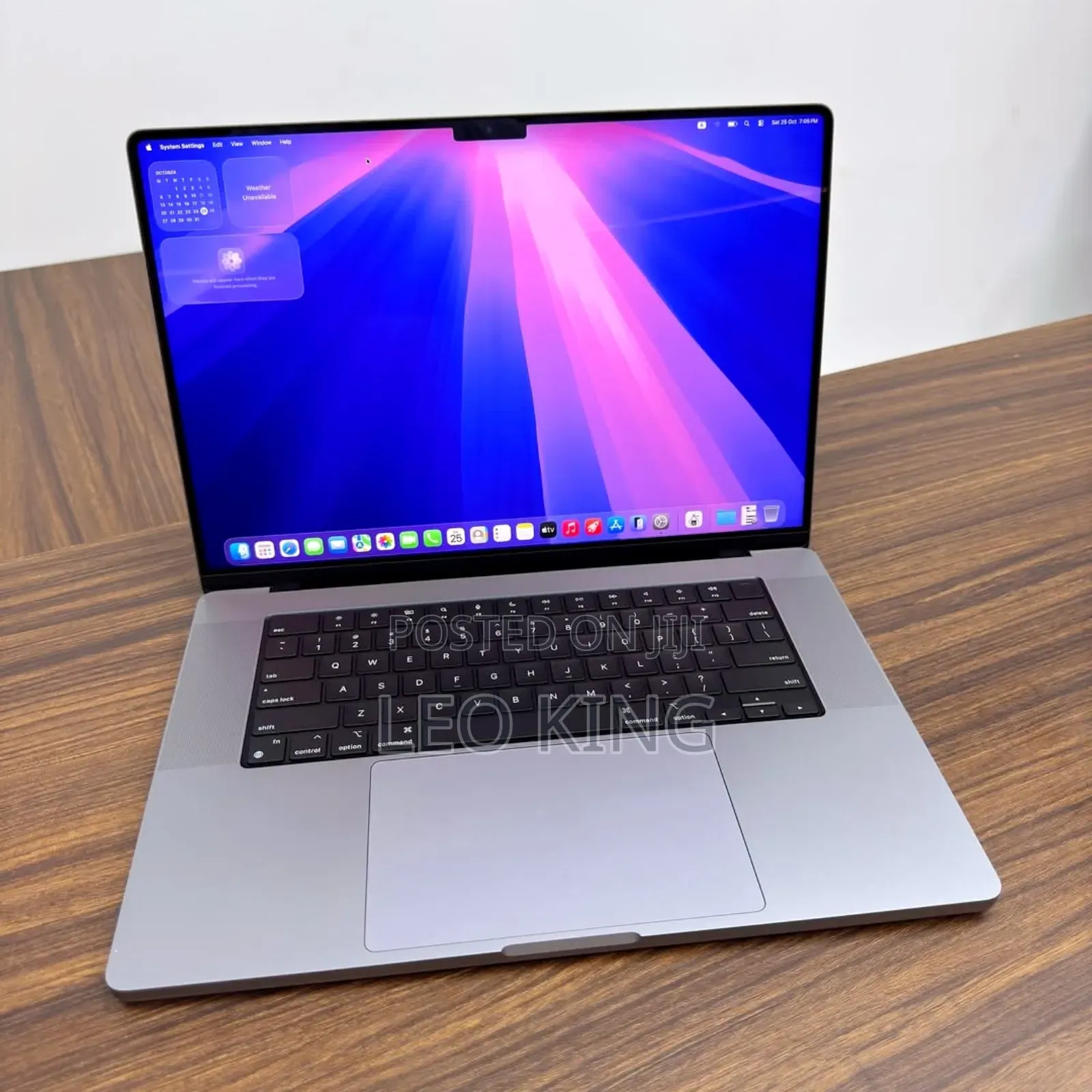 New Laptop Apple MacBook Pro 32GB Apple M1 Max SSD 1T