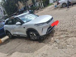 BYD Yuan Up 2025 Silver