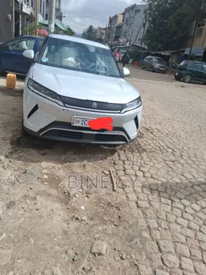 BYD Yuan Up 2025 Silver