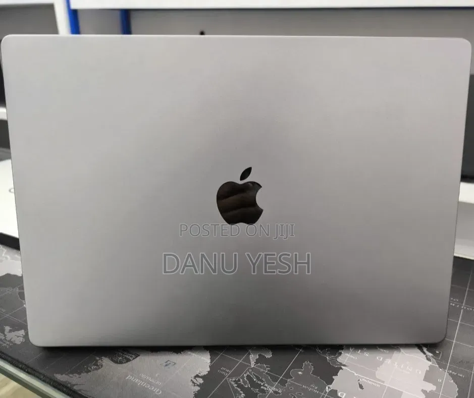New Laptop Apple MacBook Pro 32GB Apple M1 Max SSD 1T