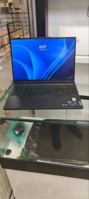 New Laptop Lenovo Legion 5 24GB Intel Core i7 SSD 1T