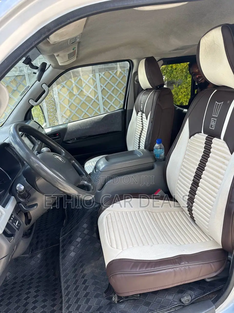 Toyota HiAce 2007 Silver
