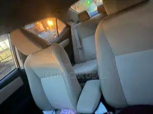 Toyota Corolla 2014 White