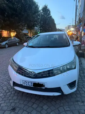 Toyota Corolla 2014 White
