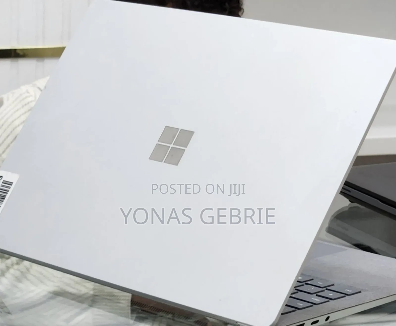 New Laptop Microsoft Surface 16GB Intel Core i7 SSD 256GB