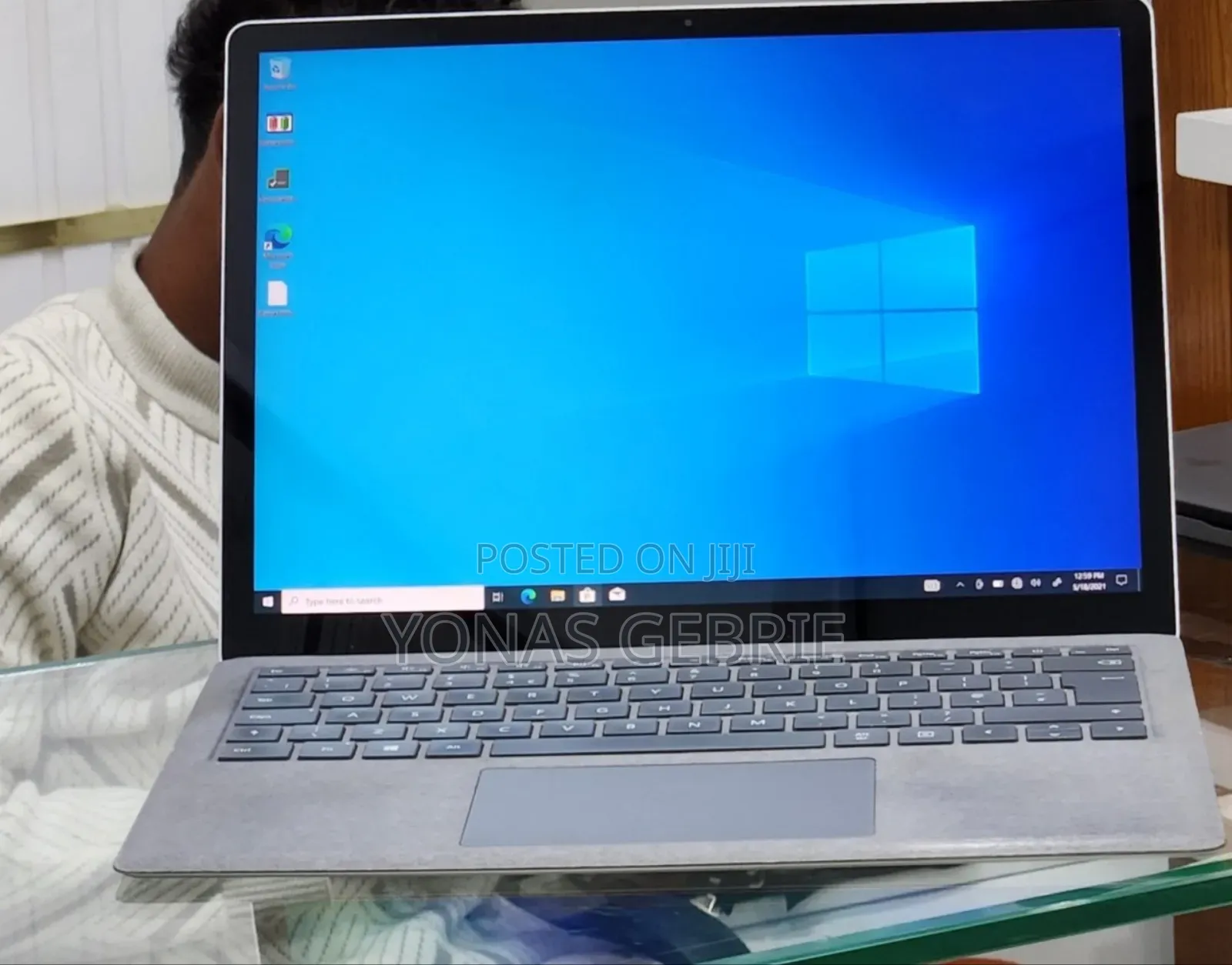 New Laptop Microsoft Surface 16GB Intel Core i7 SSD 256GB
