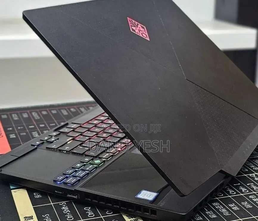 New Laptop HP Omen 15 16GB Intel Core i7 SSD 512GB