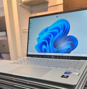 New Laptop HP Pavilion 14 16GB Intel Core i7 SSD 1T