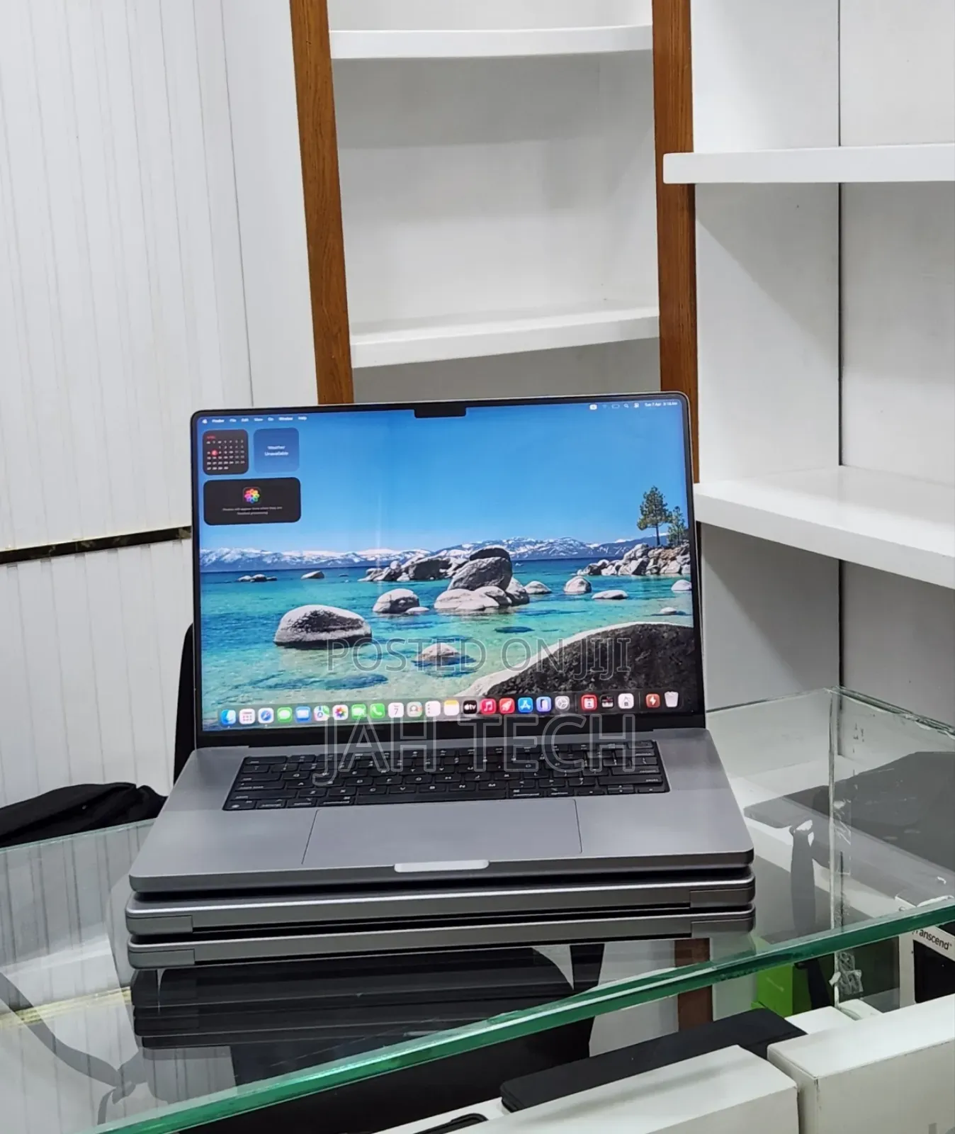 New Laptop Apple MacBook Pro M1 32GB Apple M1 Pro SSD 512GB