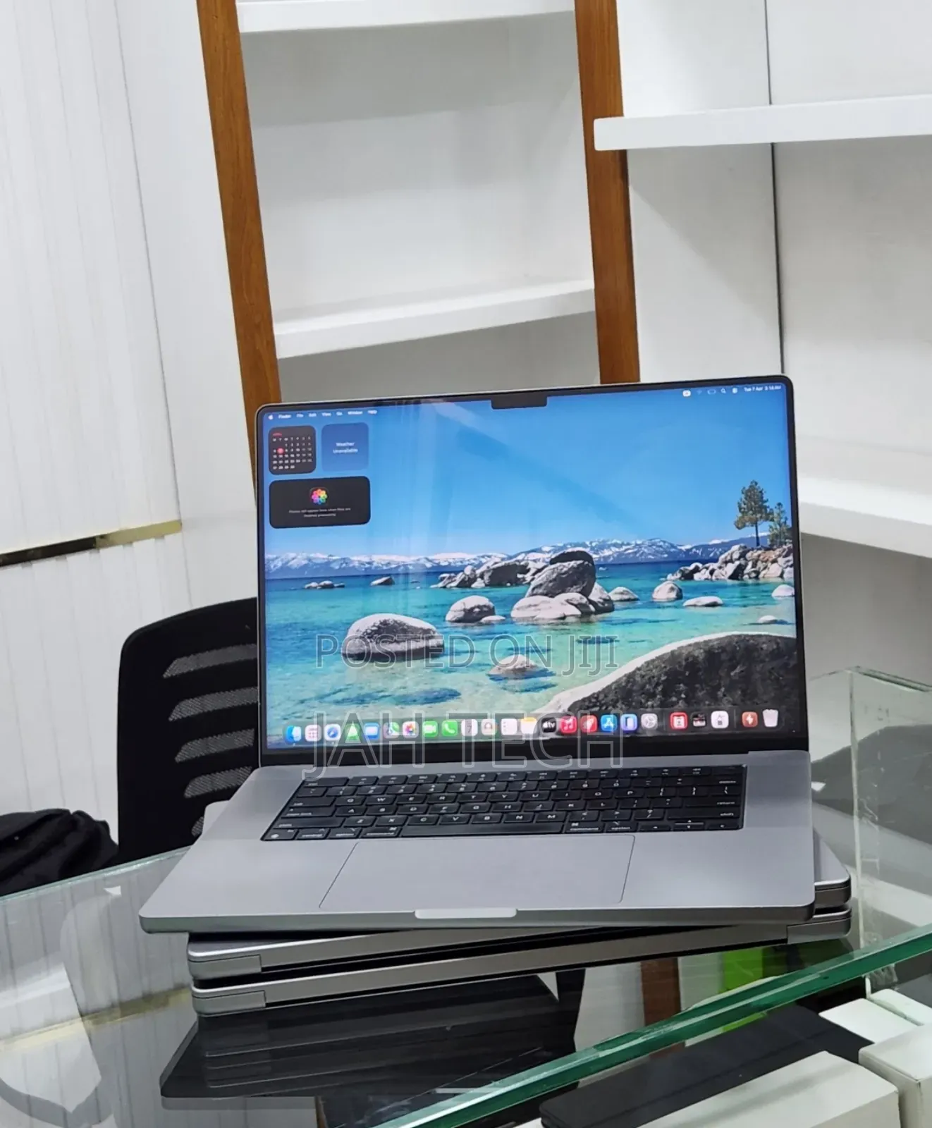 New Laptop Apple MacBook Pro M1 32GB Apple M1 Pro SSD 512GB