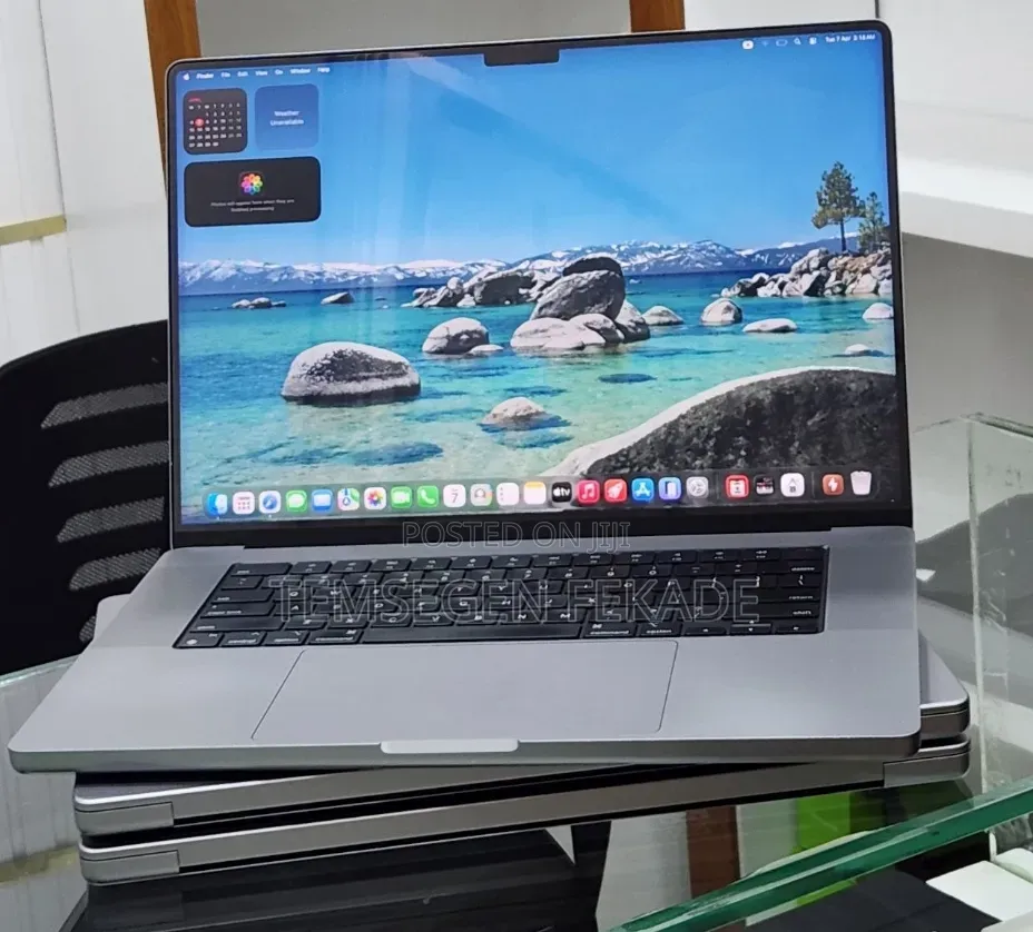 New Laptop Apple MacBook Pro 2021 M1 32GB Apple M1 Pro SSD 512GB