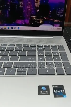 New Laptop HP Pavilion 14 16GB Intel Core i7 SSD 1T