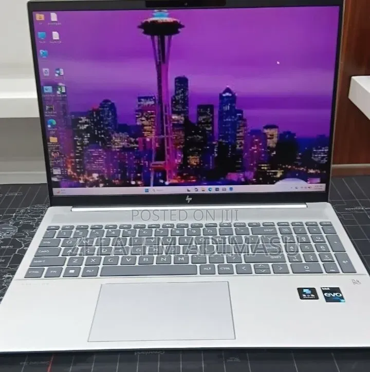 New Laptop HP Pavilion 14 16GB Intel Core i7 SSD 1T