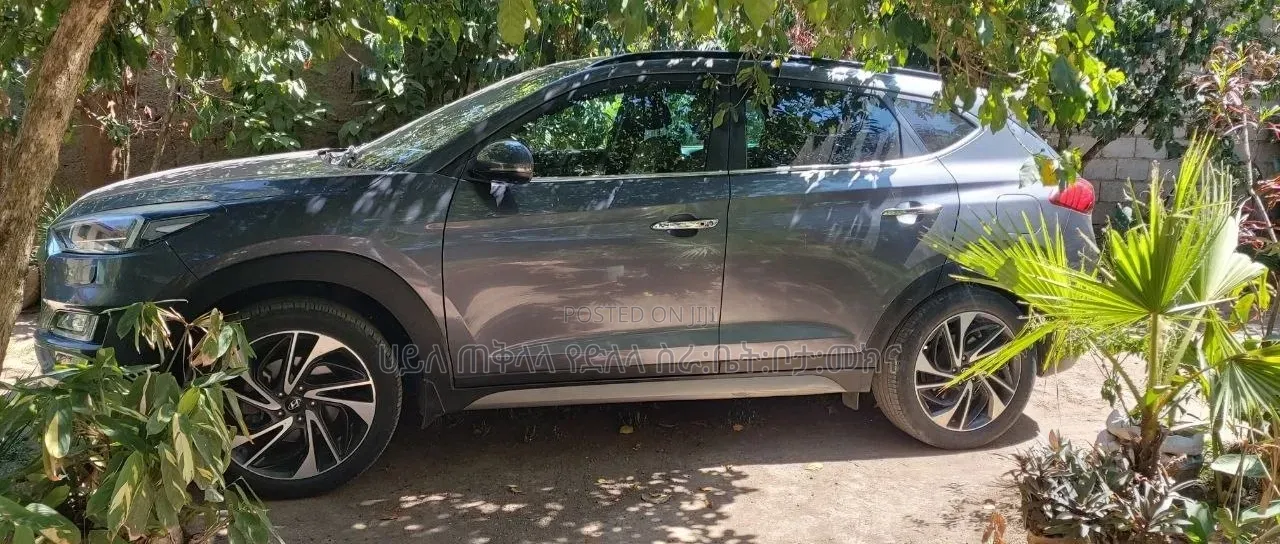 Hyundai Tucson 2020 Gray