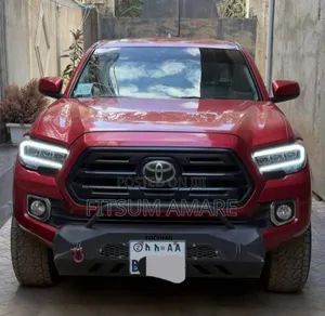 Toyota Tacoma 2018 Burgundy